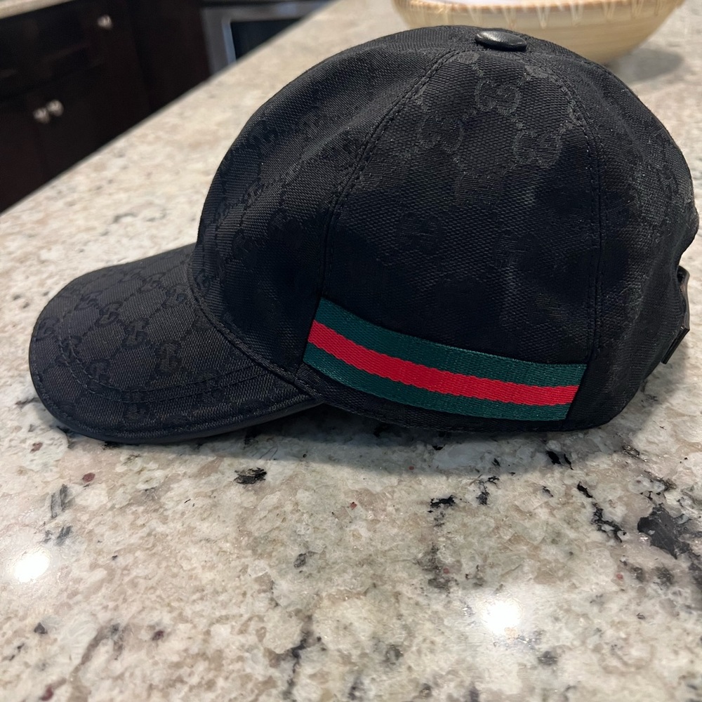 GG original hat with web